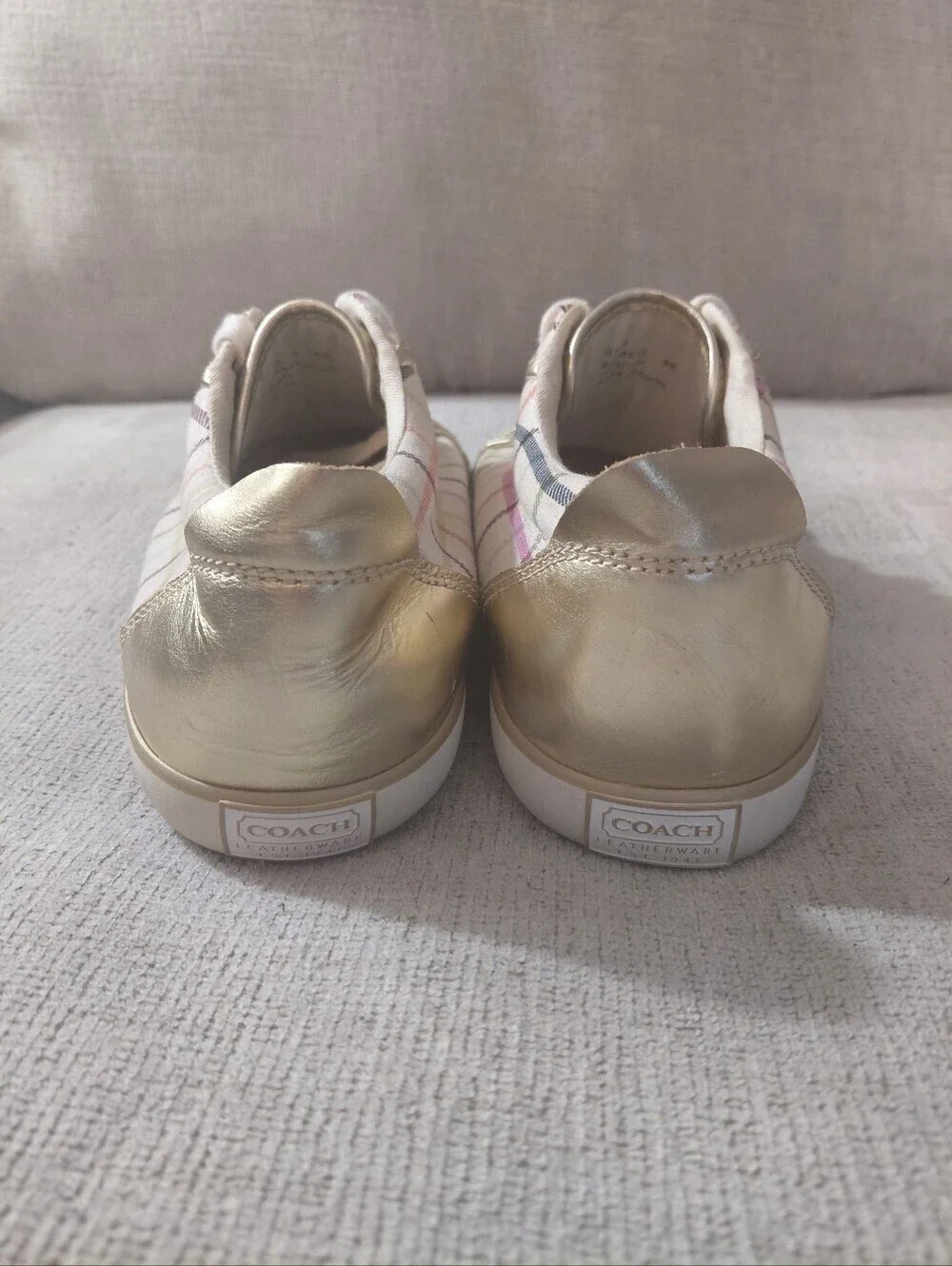 Coach Barrett Colorful Plaid Low-Top Sneakers with Gold Accents Size 8